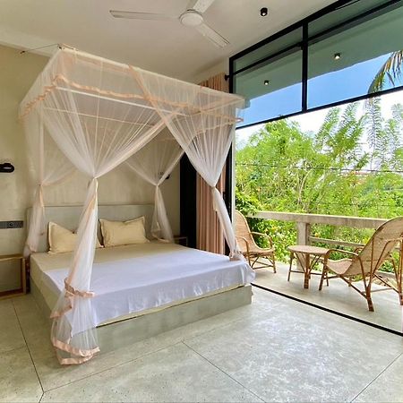 Hotel Lotus Surf House Midigama East Exteriér fotografie